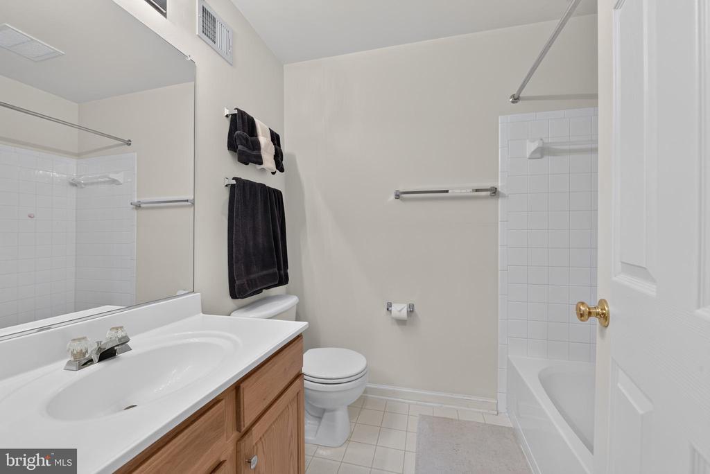 43081 ZANDER TERRACE