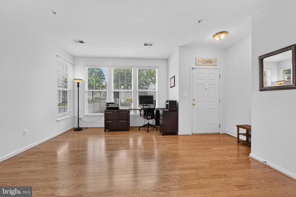 43081 ZANDER TERRACE