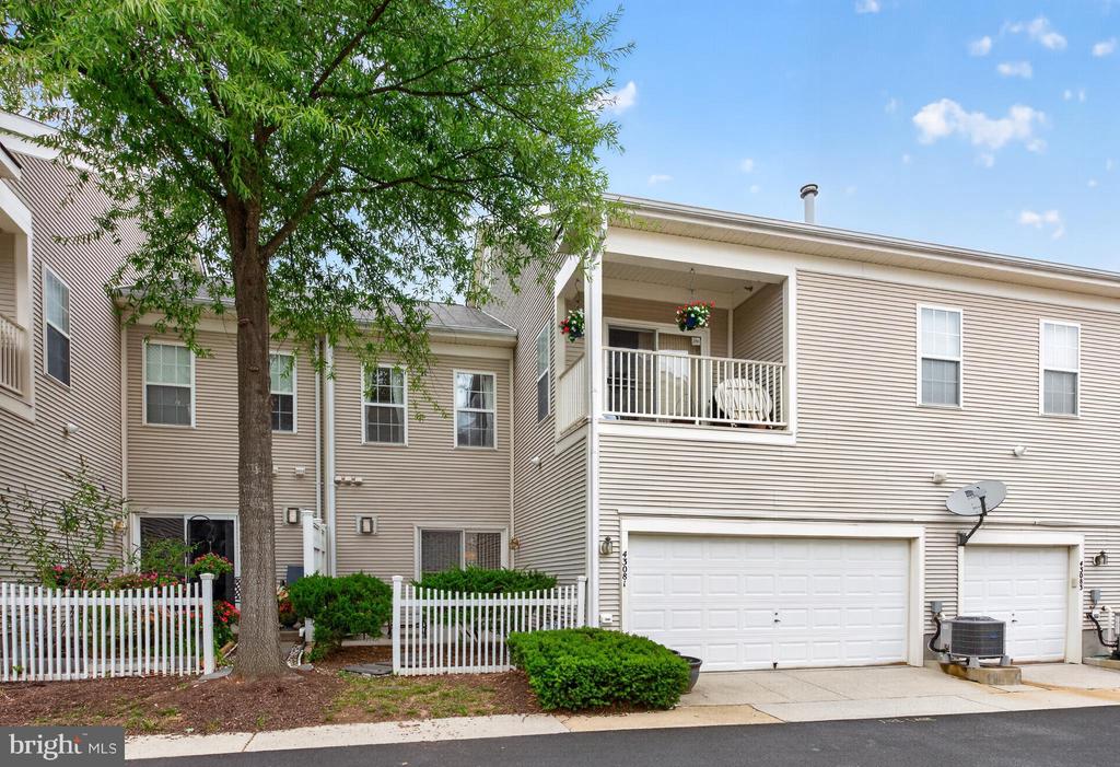 43081 ZANDER TERRACE