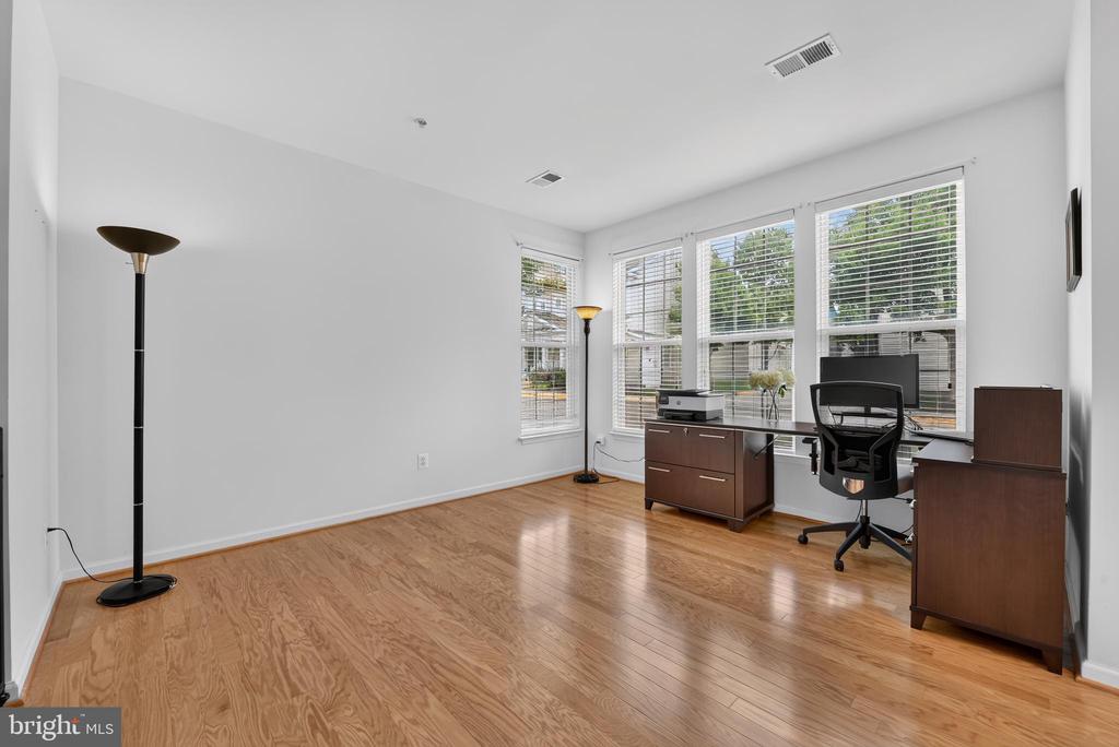 43081 ZANDER TERRACE