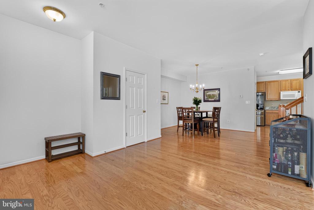 43081 ZANDER TERRACE