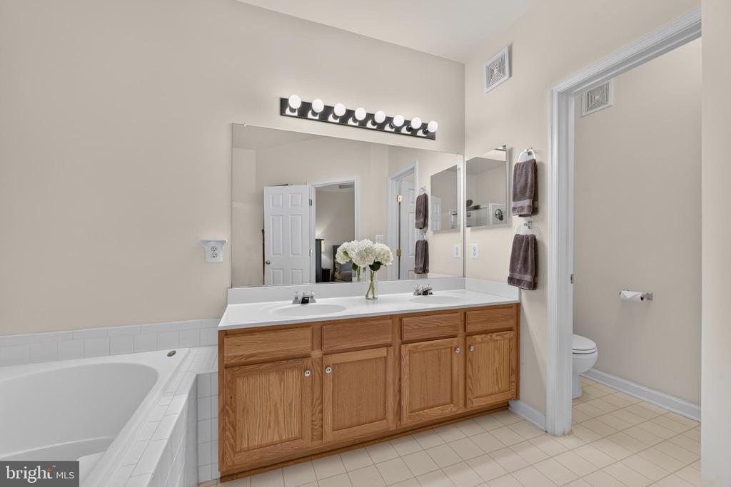 43081 ZANDER TERRACE