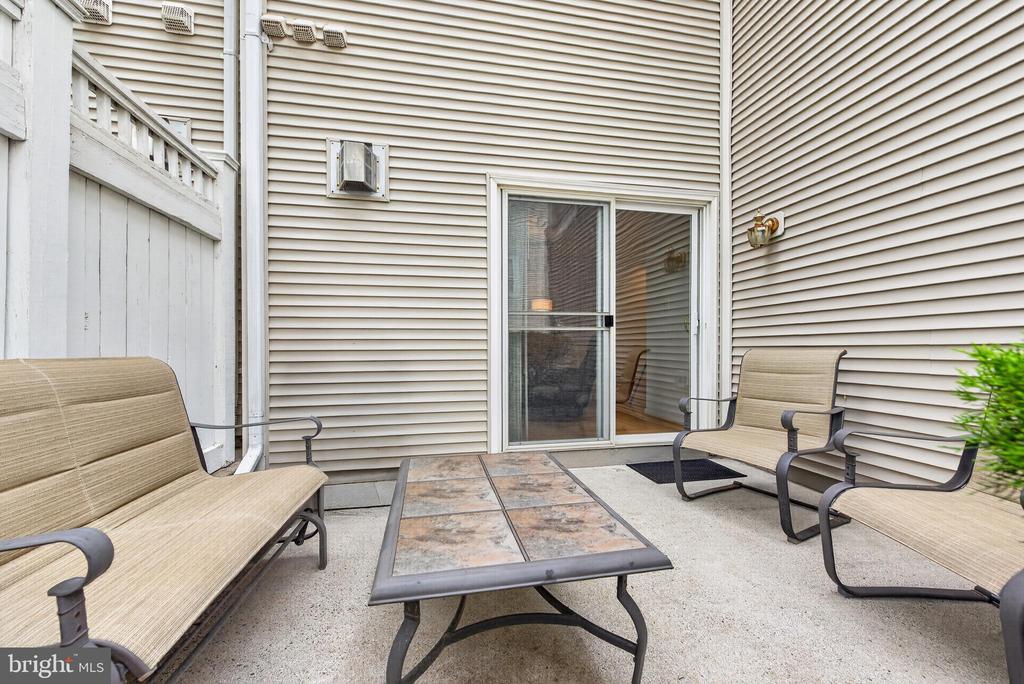 43081 ZANDER TERRACE