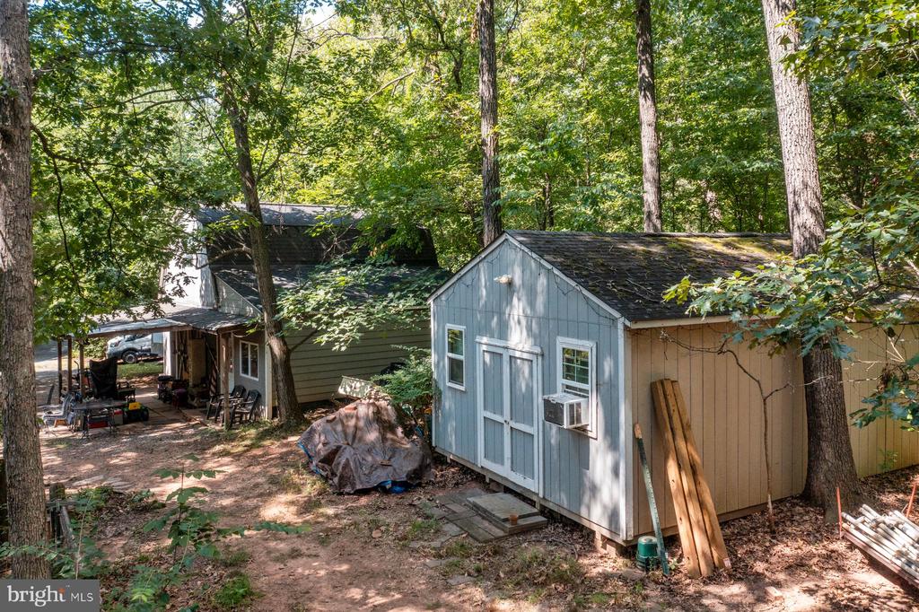 24 CEDAR DRIVE