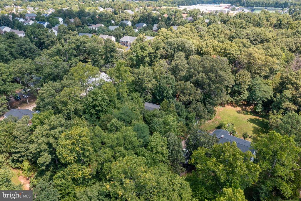 24 CEDAR DRIVE
