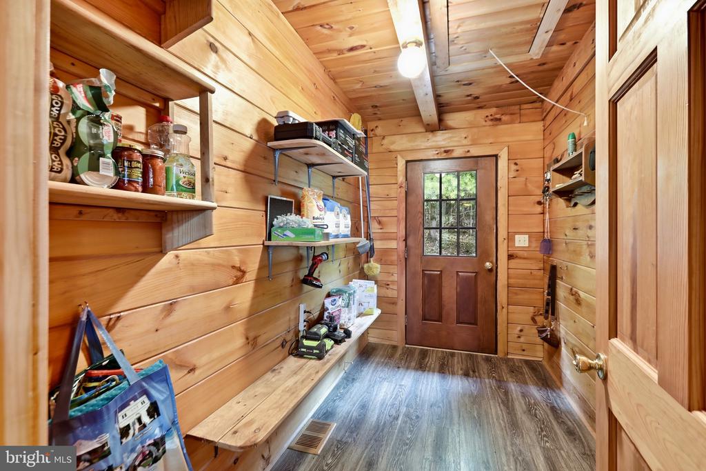 34971 CHARLES TOWN PIKE