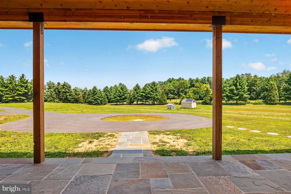 38217 MOUNTAIN AIR LANE