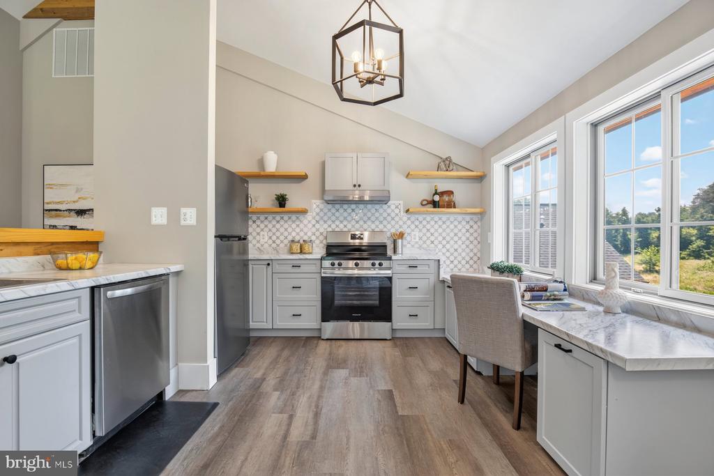 38217 MOUNTAIN AIR LANE