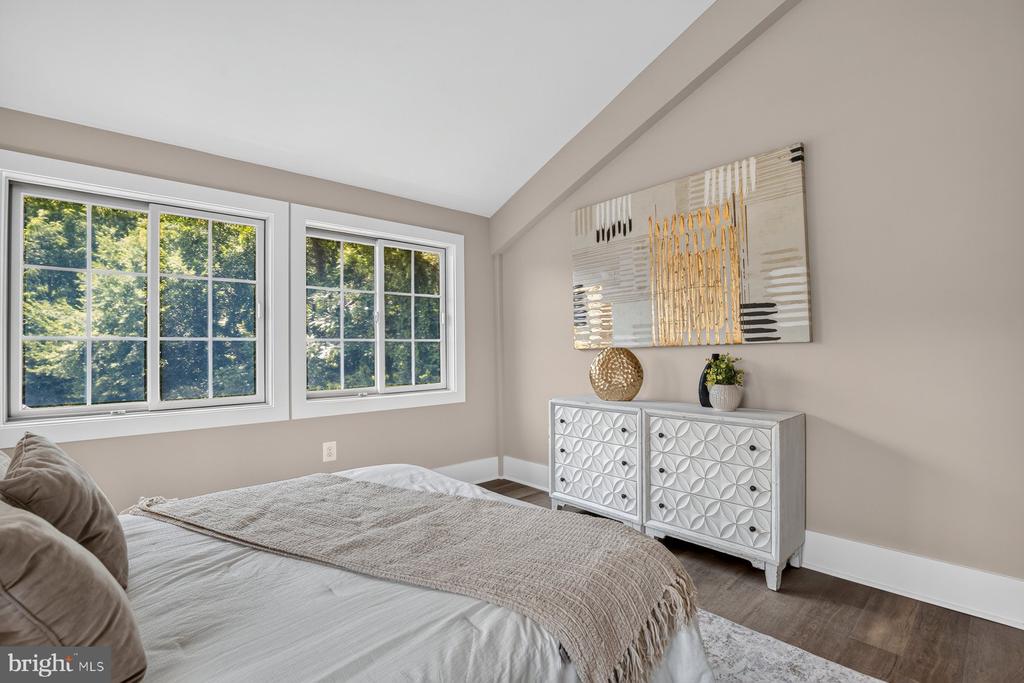 38217 MOUNTAIN AIR LANE