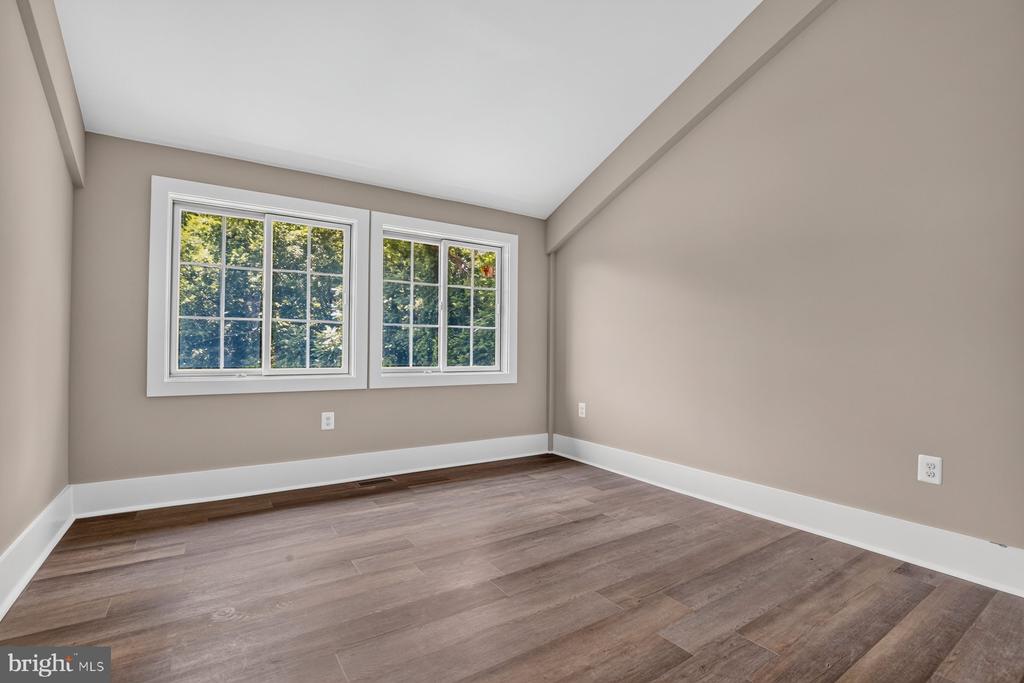 38217 MOUNTAIN AIR LANE