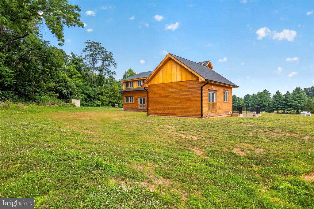 38217 MOUNTAIN AIR LANE
