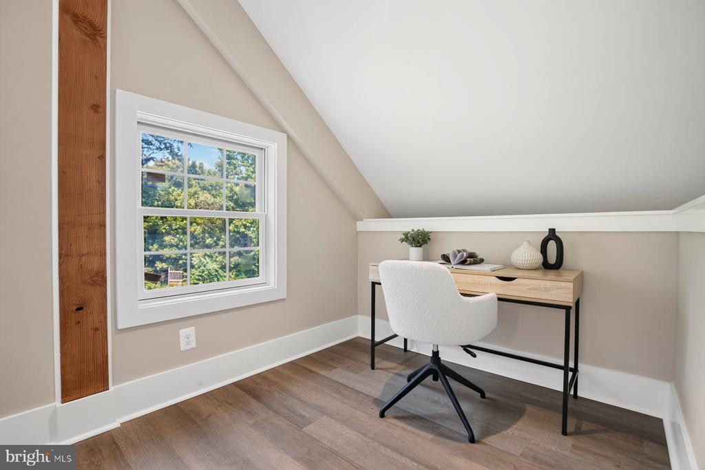 38217 MOUNTAIN AIR LANE