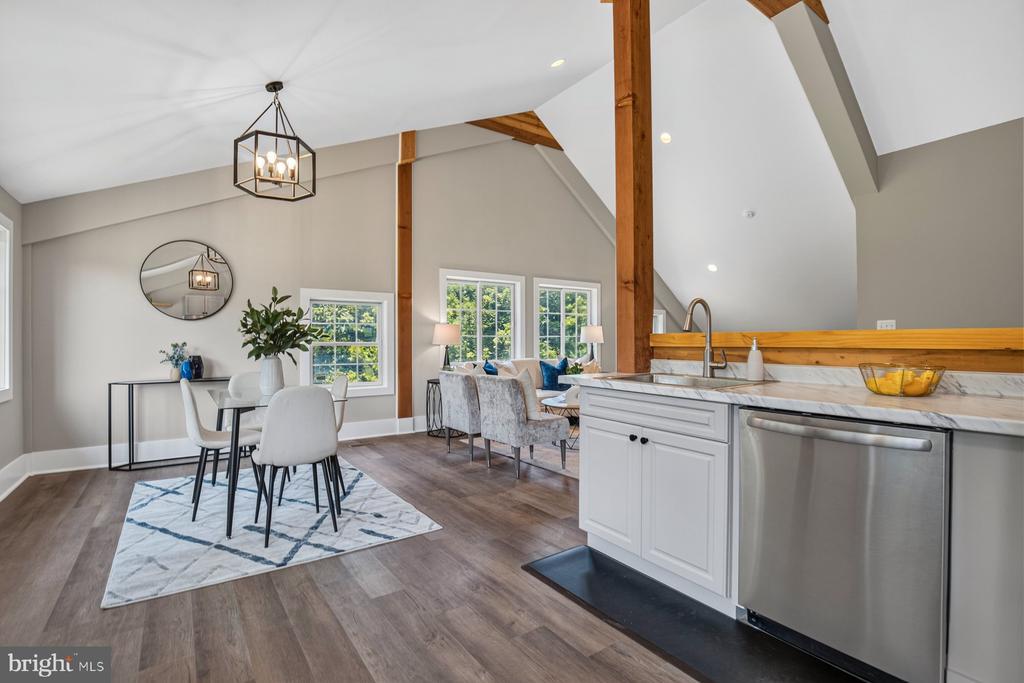 38217 MOUNTAIN AIR LANE
