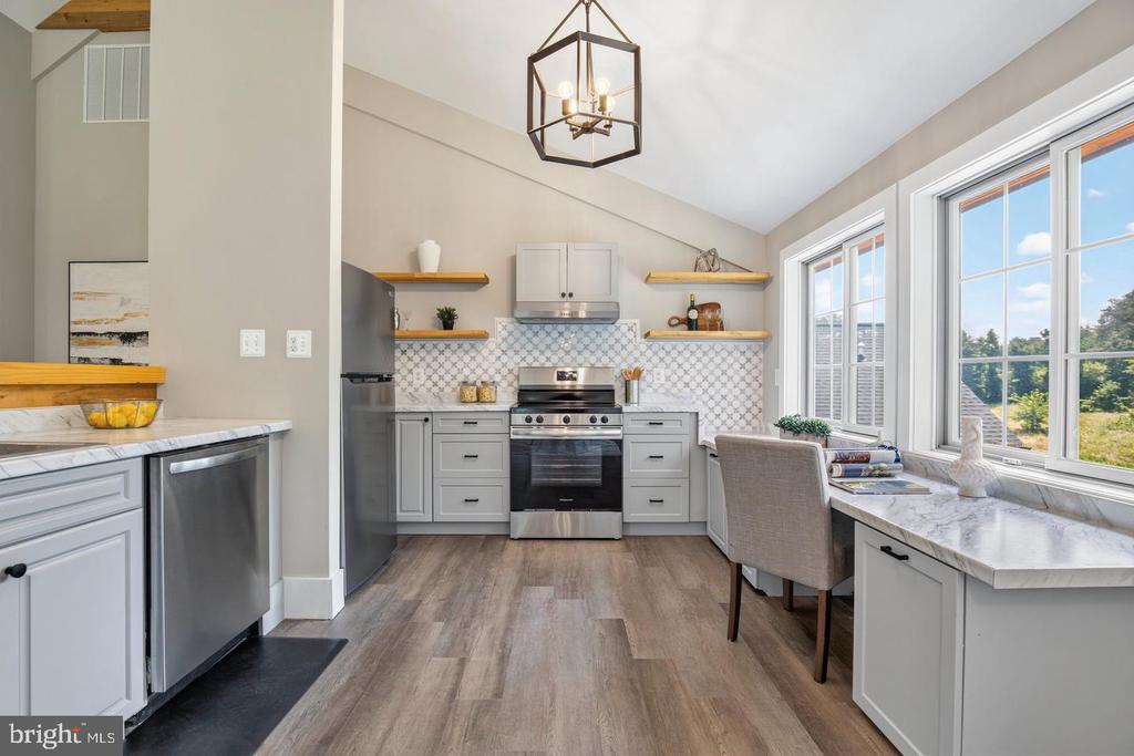 38217 MOUNTAIN AIR LANE