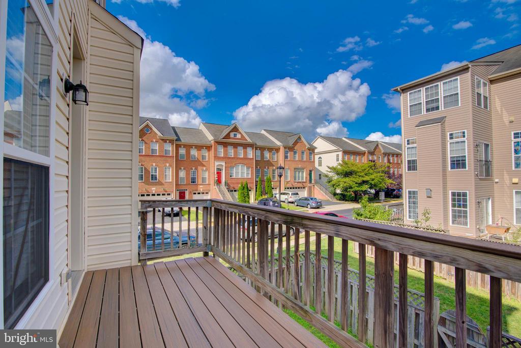 25130 CUTGRASS TERRACE
