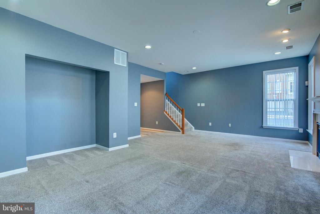 25130 CUTGRASS TERRACE