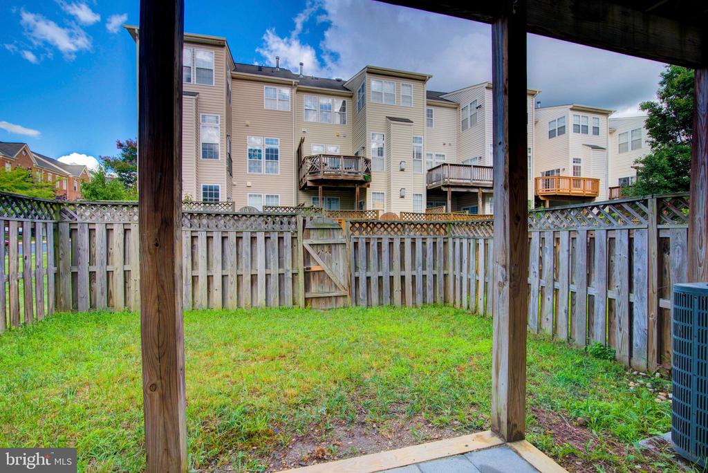 25130 CUTGRASS TERRACE
