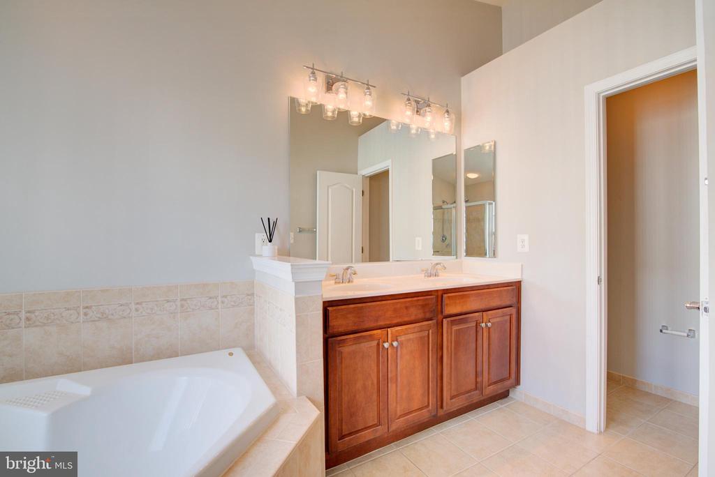 25130 CUTGRASS TERRACE
