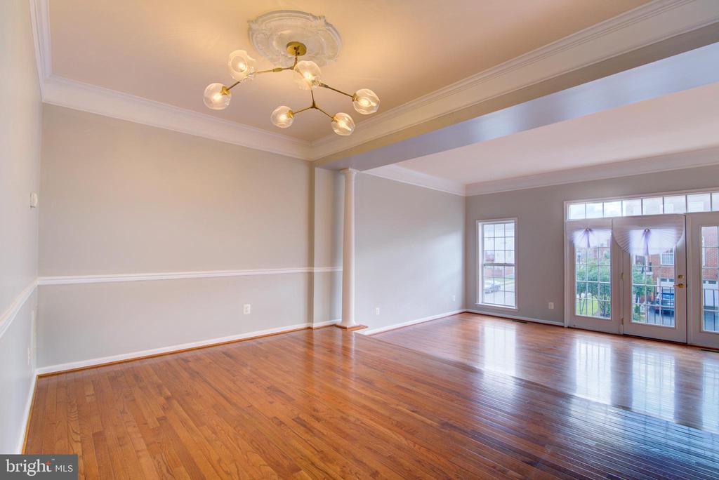 25130 CUTGRASS TERRACE