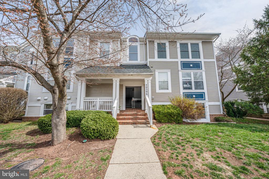 20596 CORNSTALK TERRACE Unit: 302