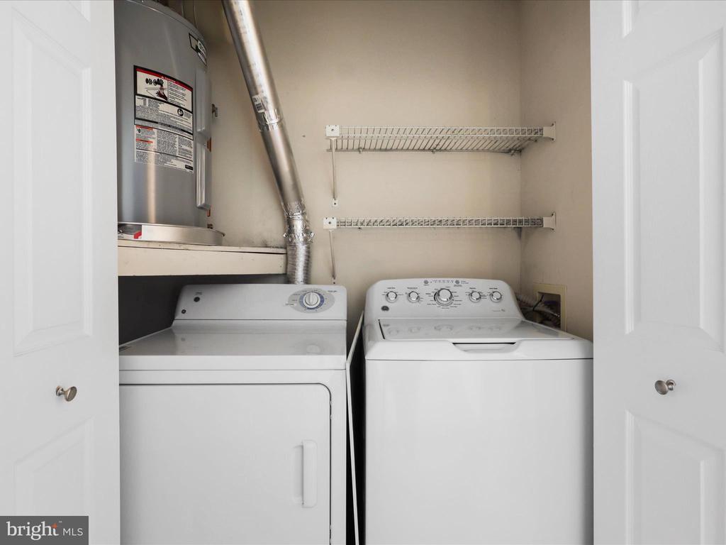 1108 HUNTMASTER TERRACE NE Unit: 202