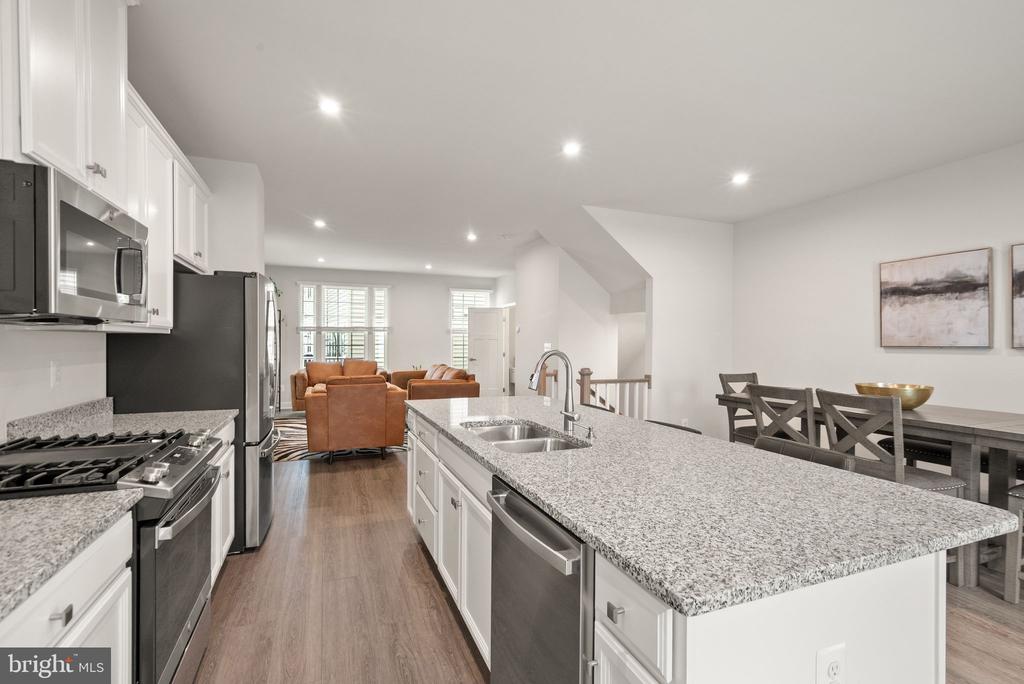 24550 POMMEL TERRACE