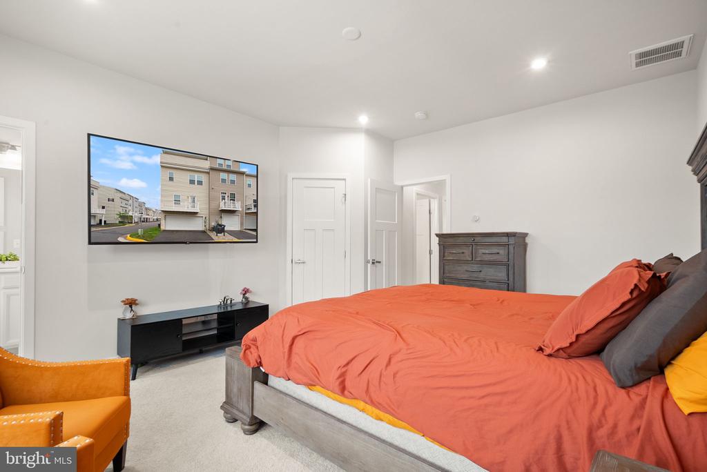 24550 POMMEL TERRACE