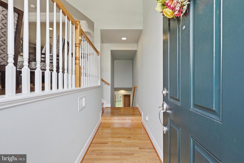 20200 CENTER BROOK SQUARE