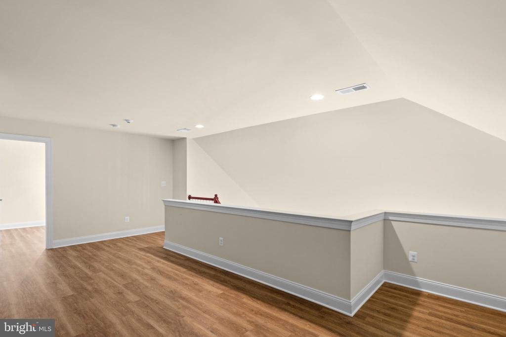 20918 ROCKY KNOLL SQUARE