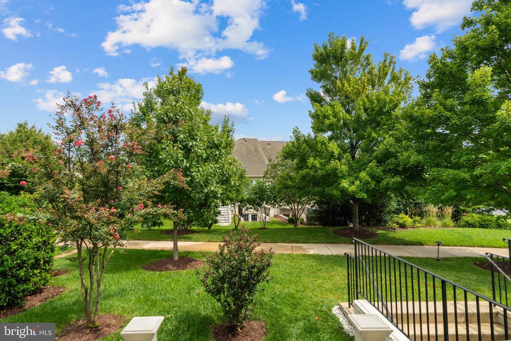 20918 ROCKY KNOLL SQUARE