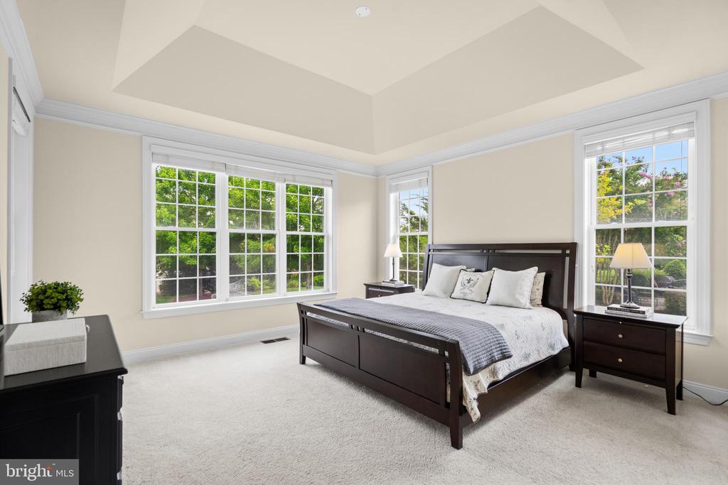20918 ROCKY KNOLL SQUARE