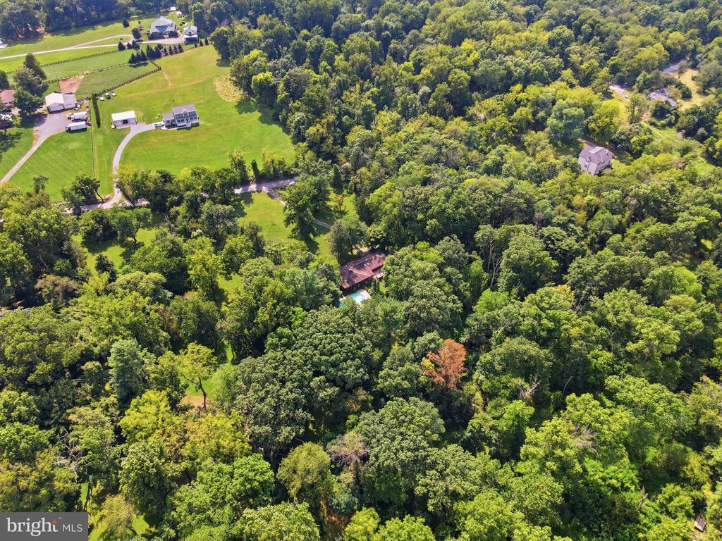 15696 EDGEGROVE ROAD