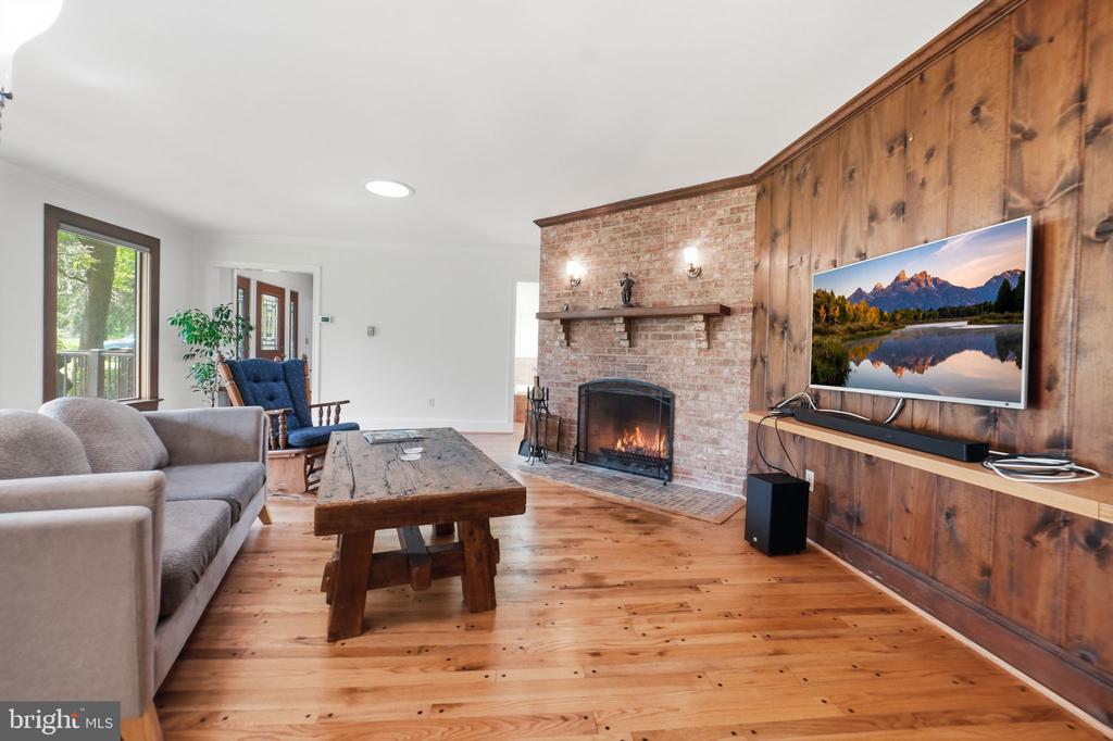 15696 EDGEGROVE ROAD