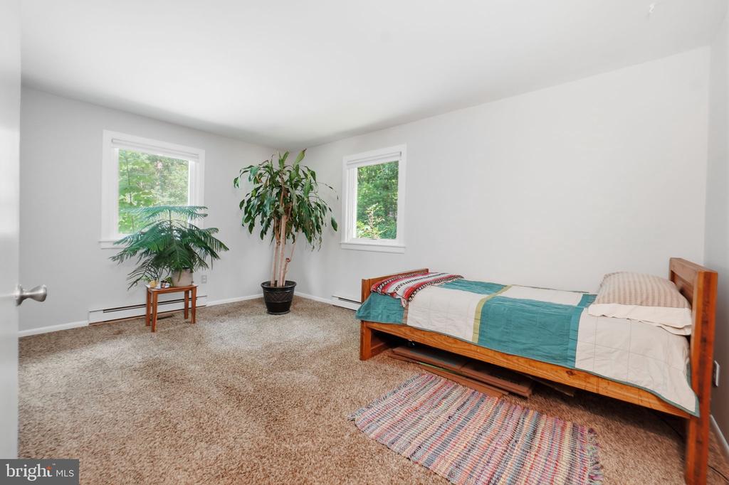 15696 EDGEGROVE ROAD