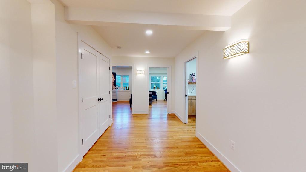 150 N HATCHER AVENUE Unit: 100