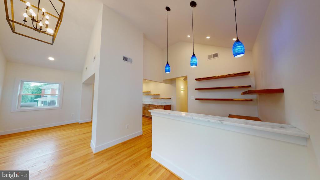 150 N HATCHER AVENUE Unit: 100