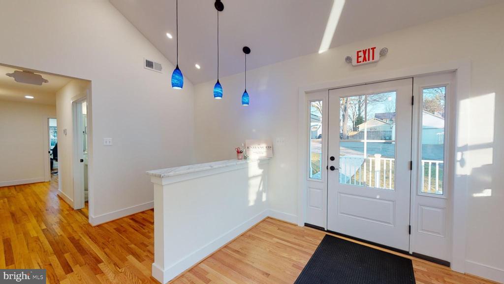 150 N HATCHER AVENUE Unit: 200