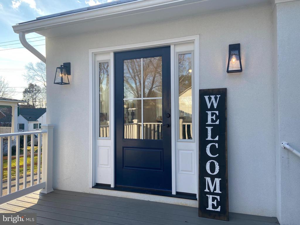 150 N HATCHER AVENUE Unit: 200