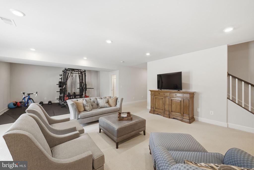 23750 GREAT BEND LANE