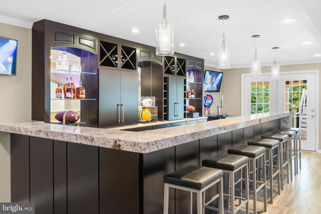42673 SILVERTHORNE COURT