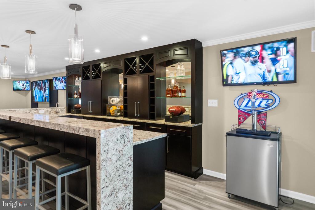 42673 SILVERTHORNE COURT