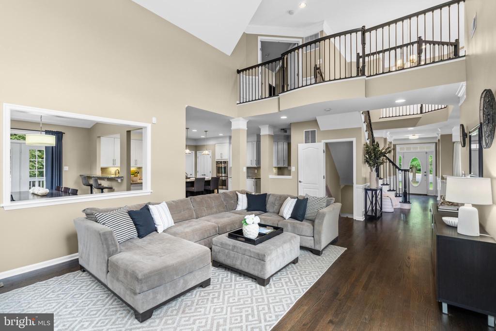 42673 SILVERTHORNE COURT