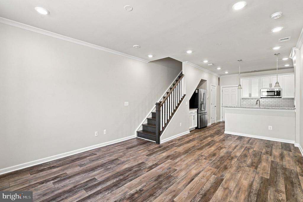 20704 WOOD QUAY DRIVE