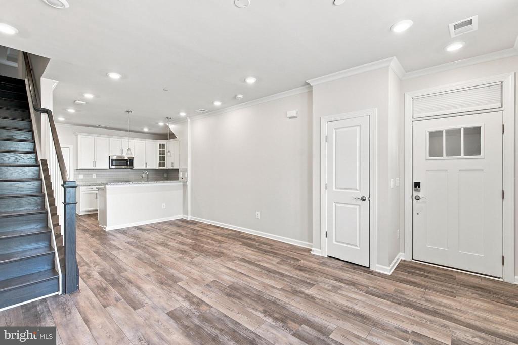 20704 WOOD QUAY DRIVE