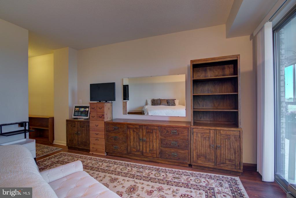 19365 CYPRESS RIDGE TERRACE Unit: 821