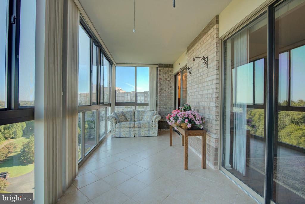 19365 CYPRESS RIDGE TERRACE Unit: 821