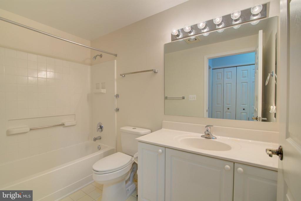 19365 CYPRESS RIDGE TERRACE Unit: 821
