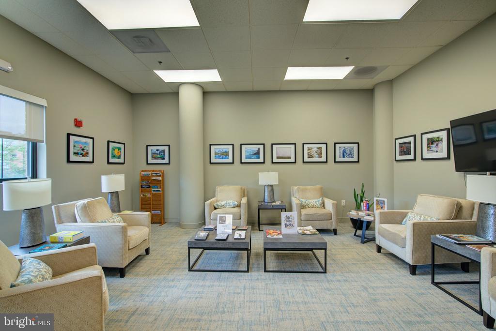19365 CYPRESS RIDGE TERRACE Unit: 821