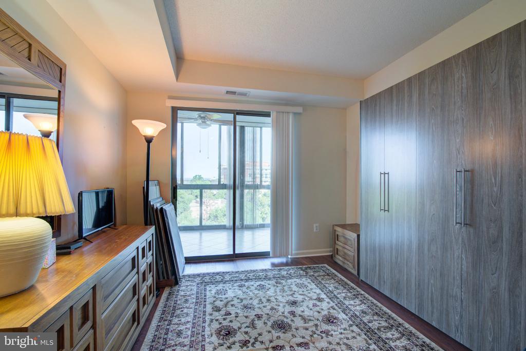 19365 CYPRESS RIDGE TERRACE Unit: 821
