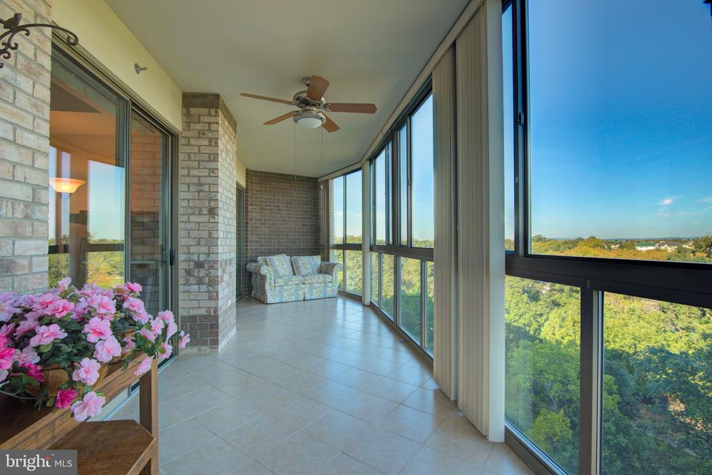 19365 CYPRESS RIDGE TERRACE Unit: 821